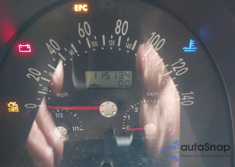 2003 Volkswagen New Beetle Gls 2.0L z USA, uszkodzony, nr VIN 3VWCK21C93M421676